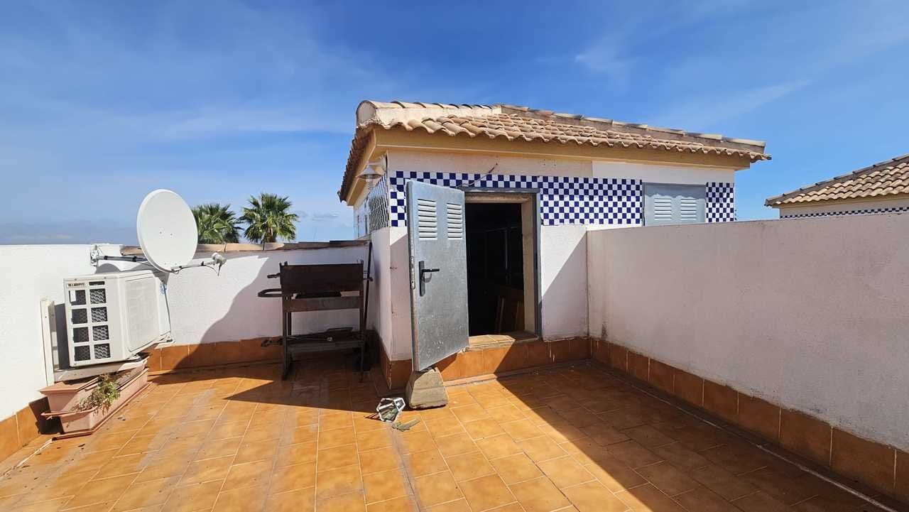 2-Bedroom Apartment in La Siesta, Torrevieja - 12