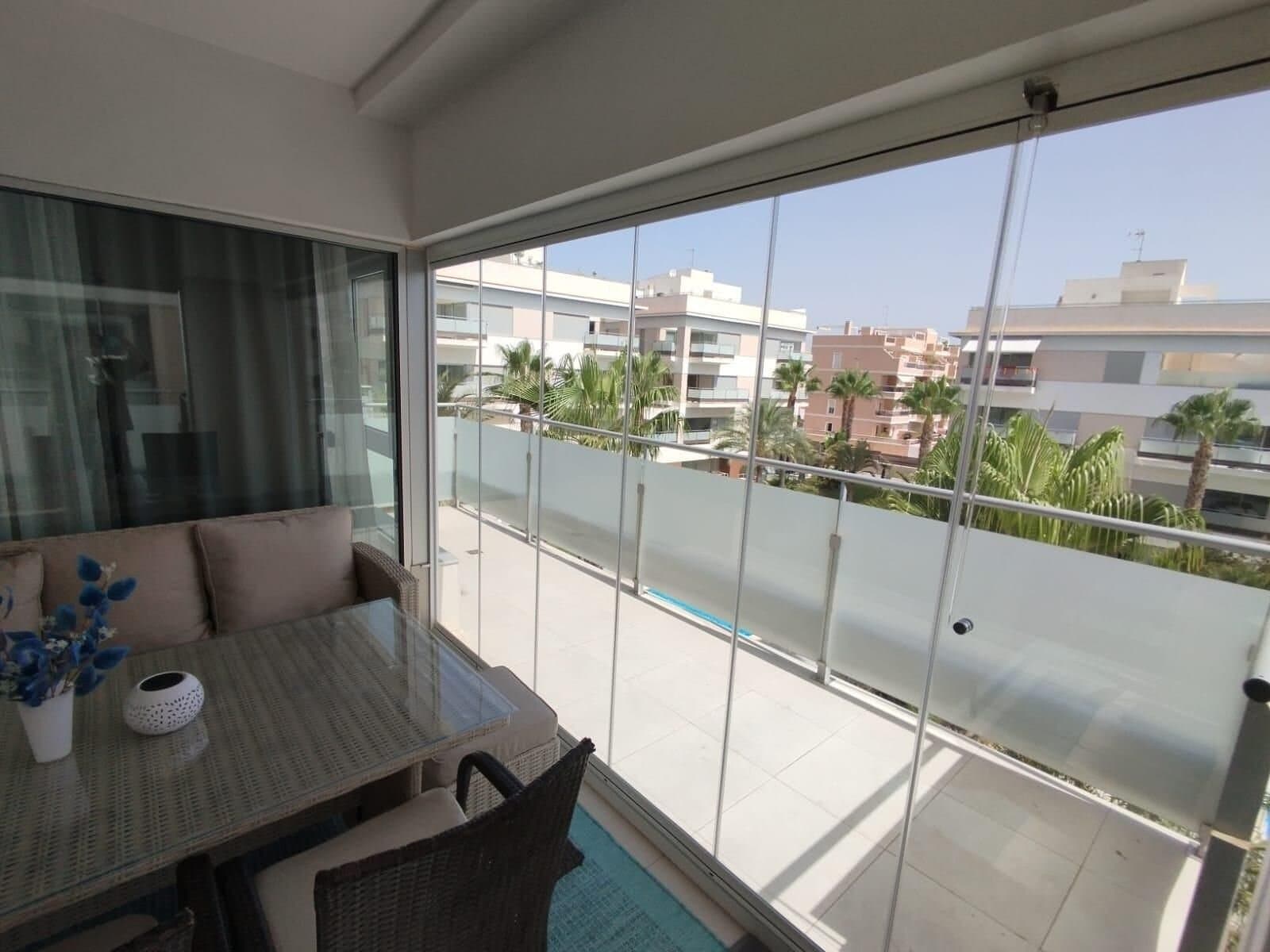 Apartamento de 2 Dormitorios en Los Dolses, Orihuela Costa - 23