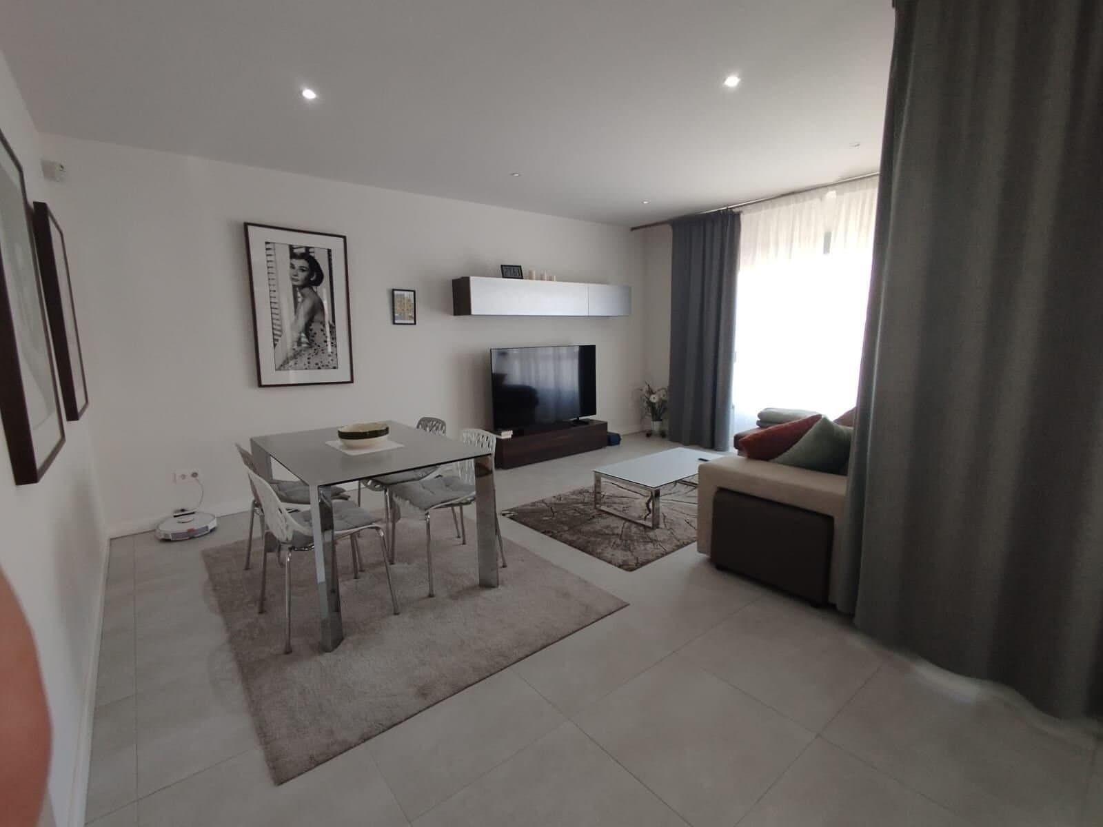 Apartamento de 2 Dormitorios en Los Dolses, Orihuela Costa - 33