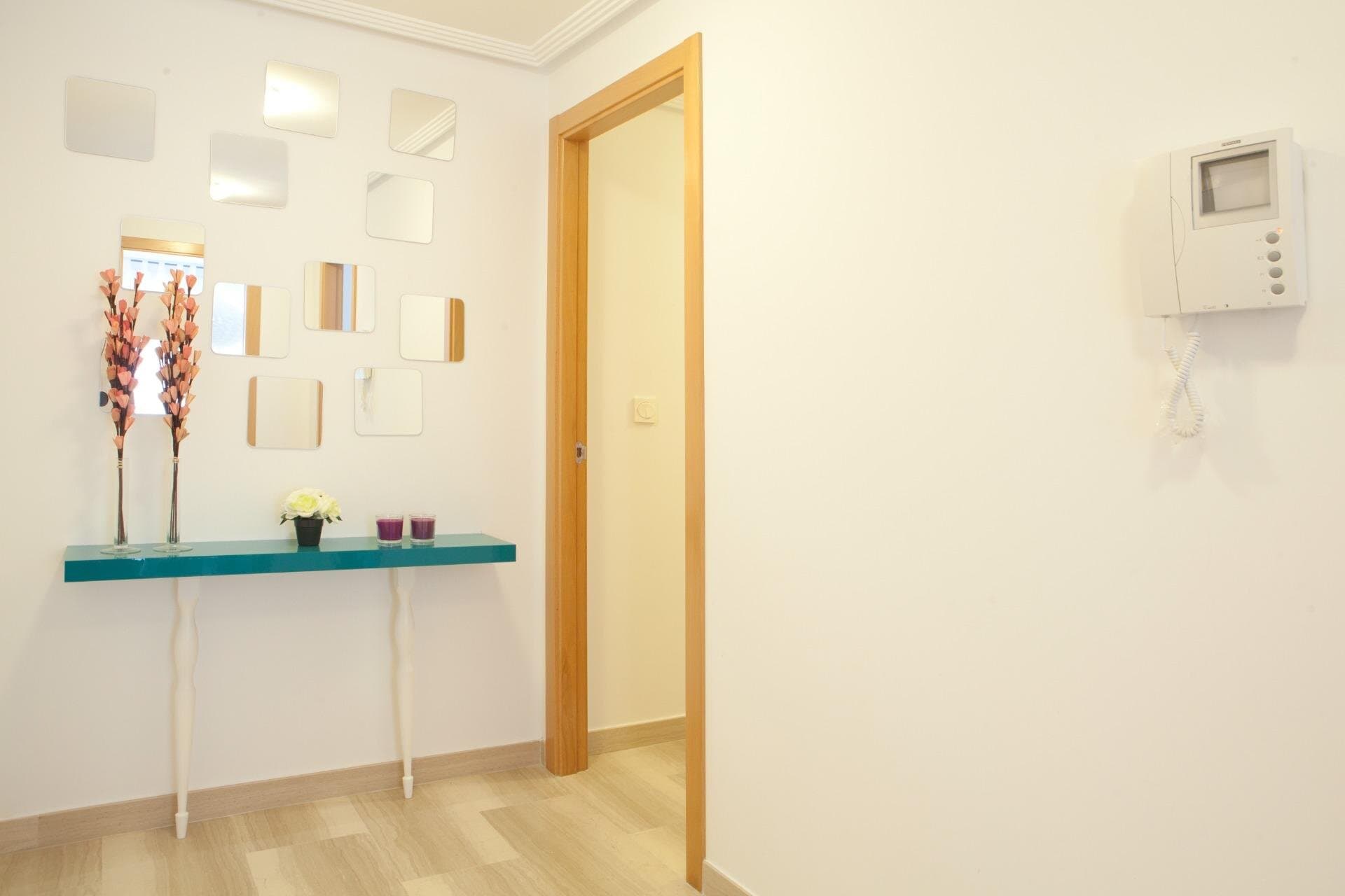 4-Bedroom Apartment in Santa Pola - 3