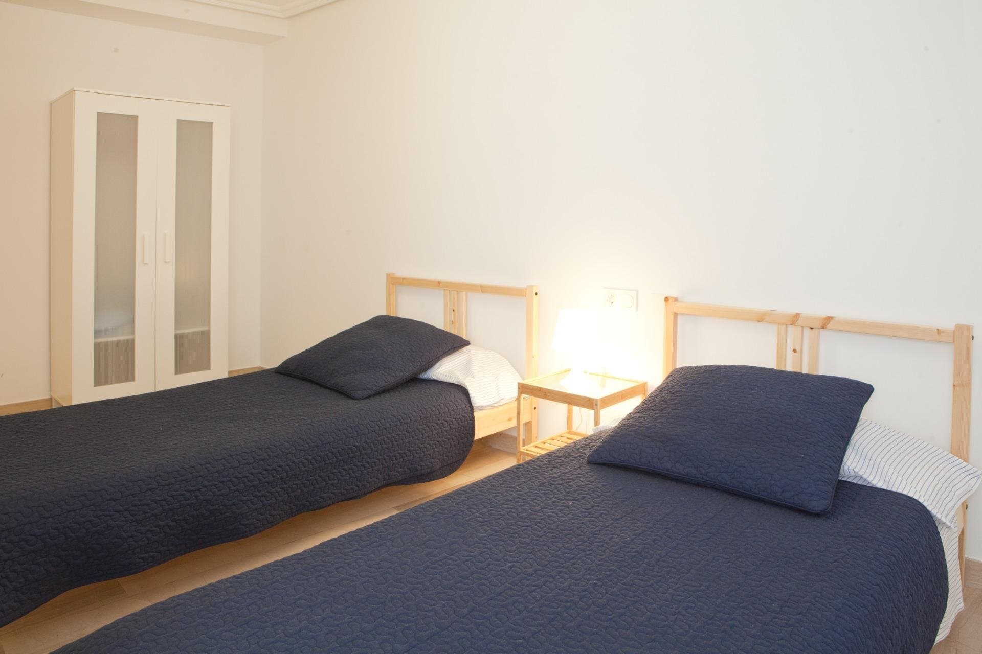 4-Bedroom Apartment in Santa Pola - 7