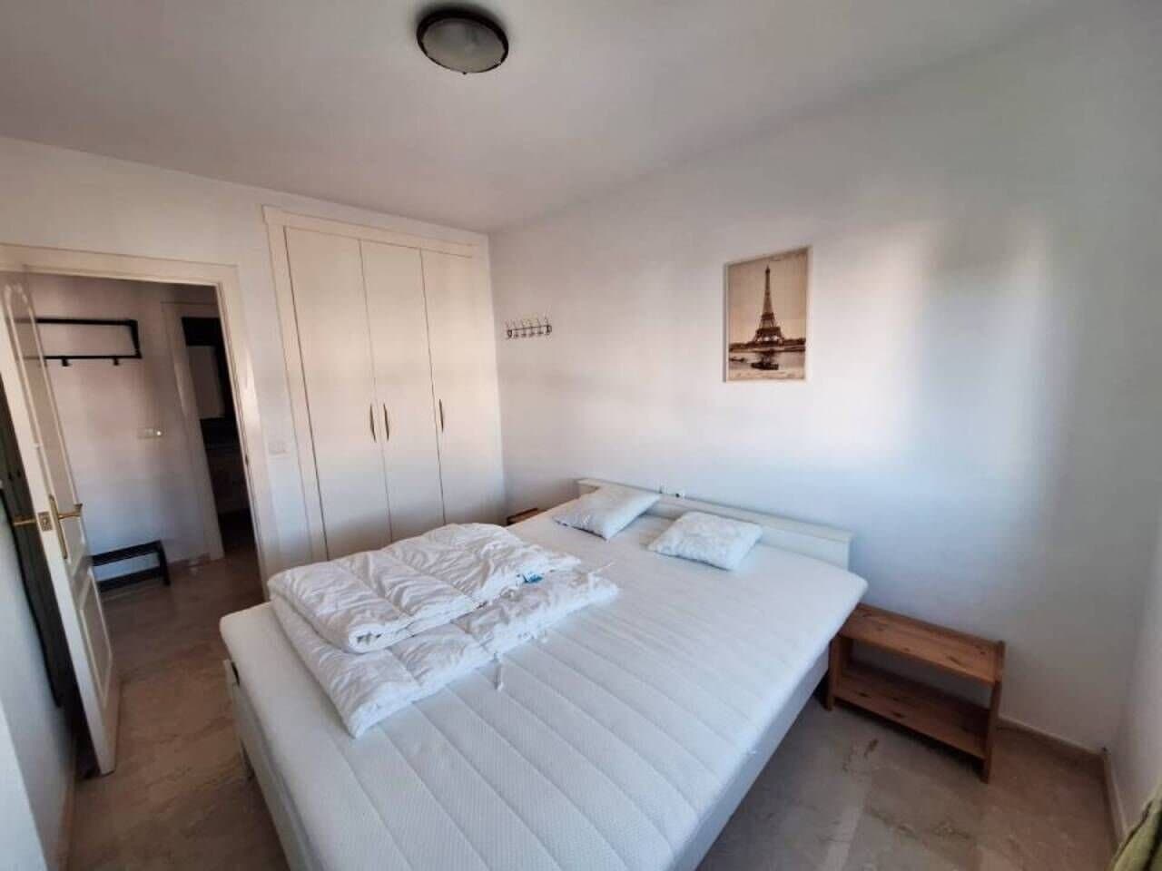 Apartamento de 3 Dormitorios en Las Filipinas, Orihuela Costa - 17