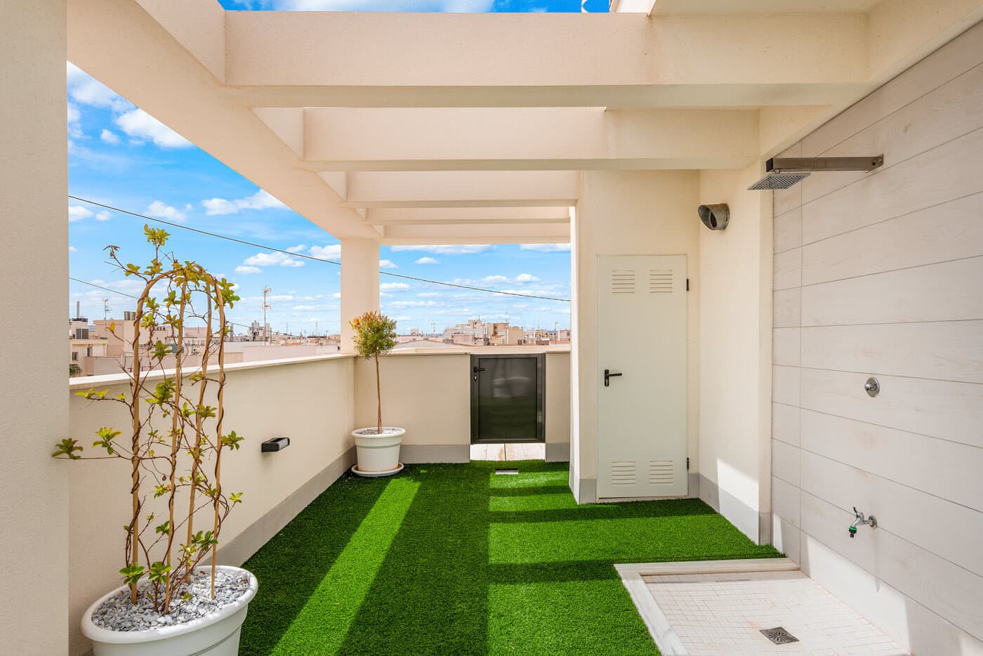 2-Bedroom Apartment in Torrevieja - 23