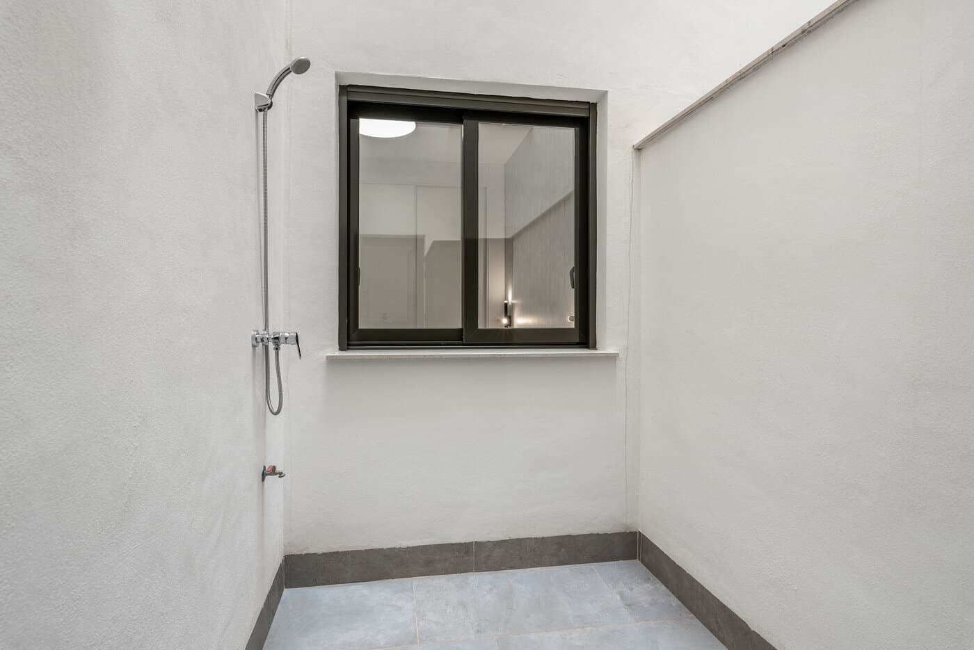 2-Bedroom Apartment in Torrevieja - 8