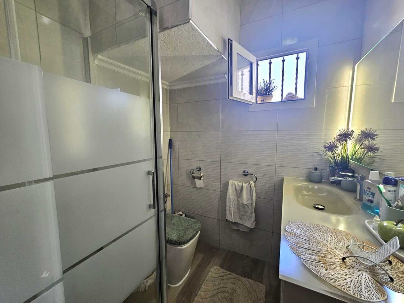 3-Bedroom Villa in Centro, Torrevieja - 21