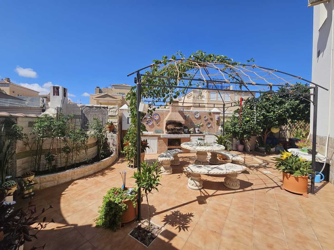 3-Bedroom Villa in Centro, Torrevieja - 4
