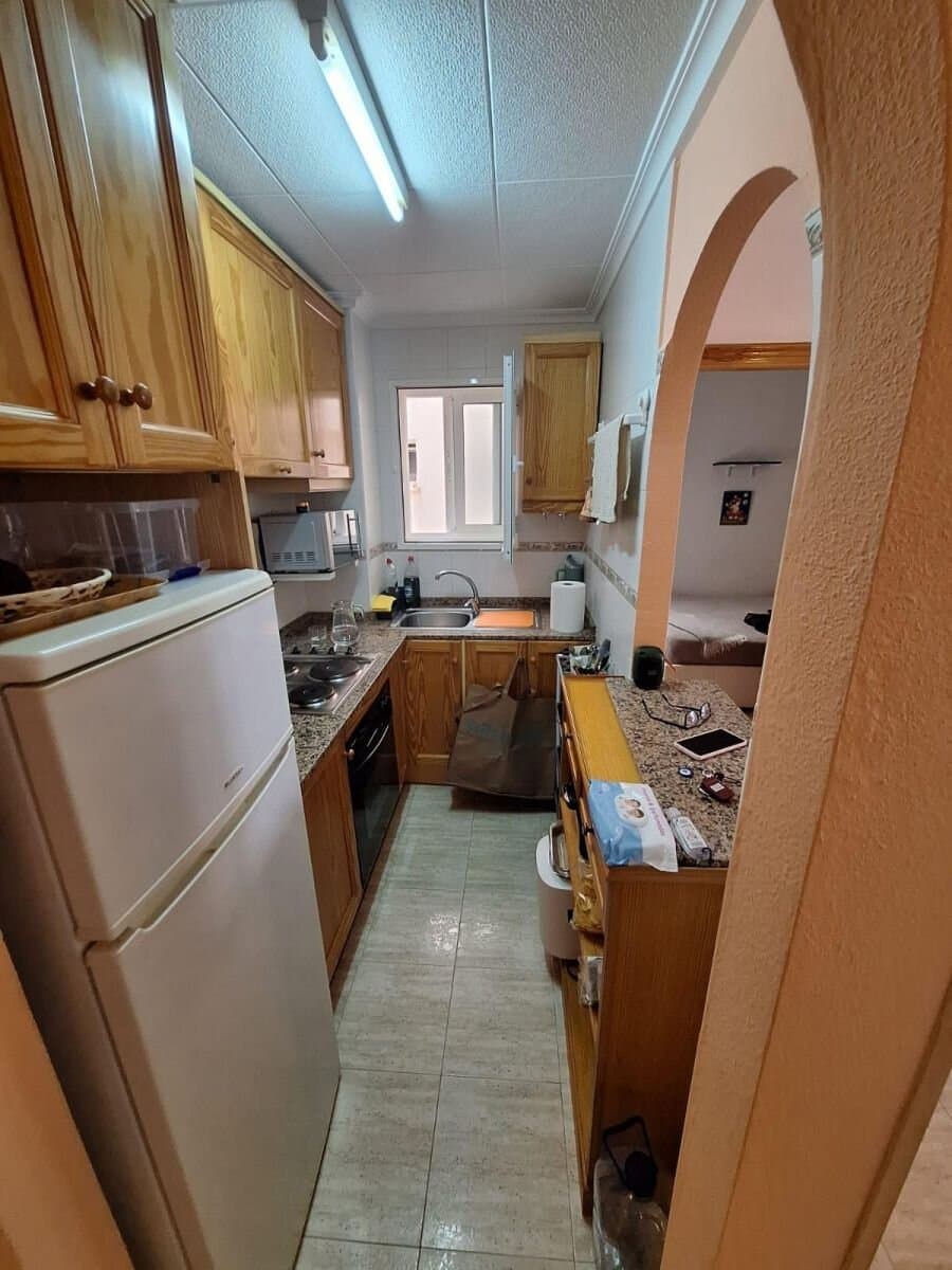 Apartamento de 3 Dormitorios en Estacion de Autobuses, Torrevieja - 10