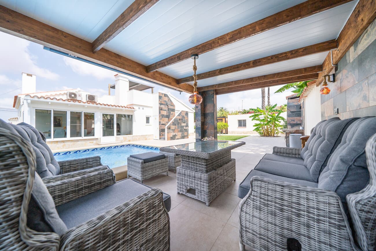 4-Bedroom Villa in La Siesta - El Salado - Torreta, Torrevieja - 33