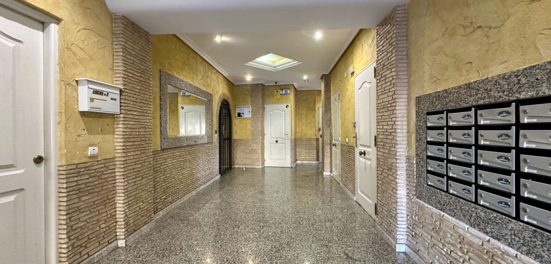 2-Bedroom Apartment in Centro, Torrevieja - 28
