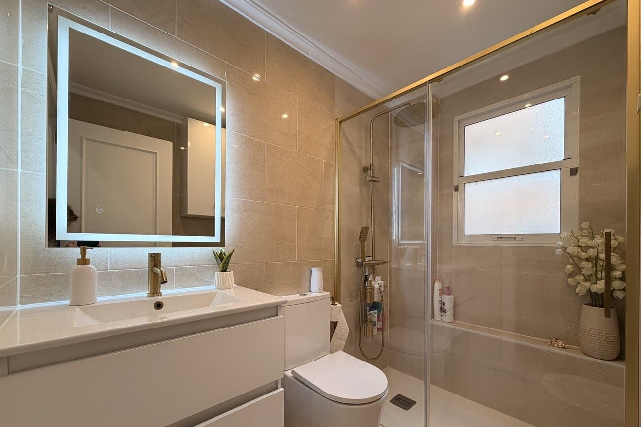 3-Bedroom Apartment in Torrevieja - 17