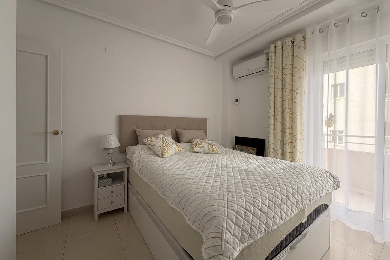 3-Bedroom Apartment in Torrevieja - 22