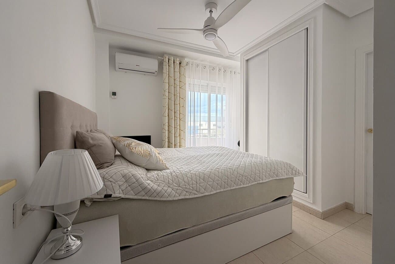 3-Bedroom Apartment in Torrevieja - 23