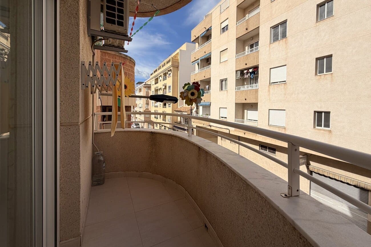 3-Bedroom Apartment in Torrevieja - 24