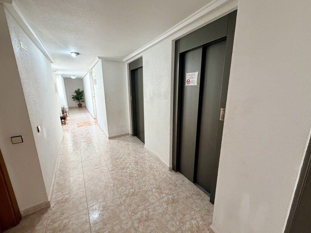 Ático de 2 Dormitorios en Torrevieja, Torrevieja - 10