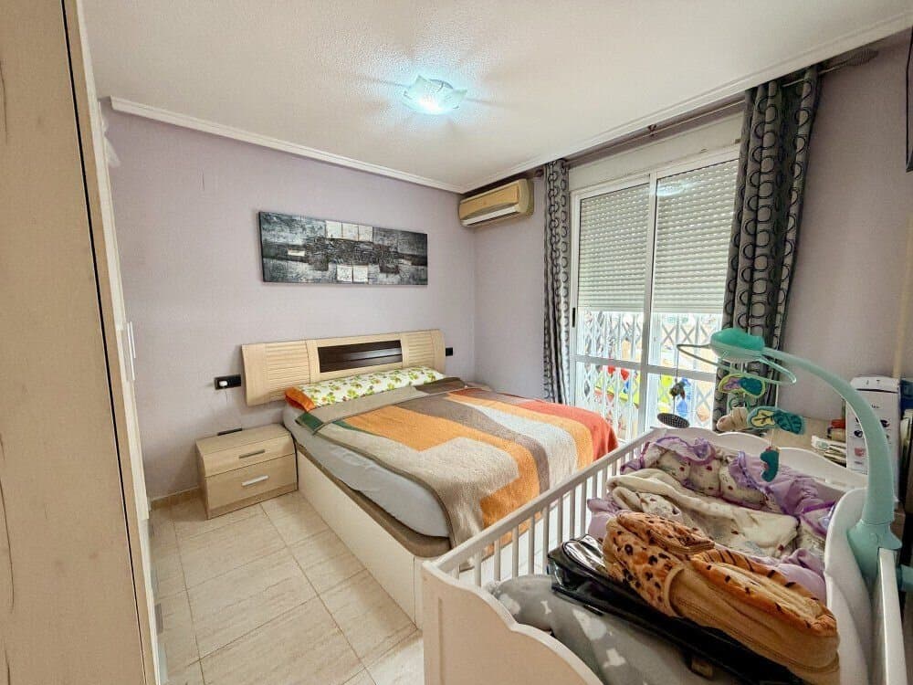 Ático de 2 Dormitorios en Torrevieja, Torrevieja - 12