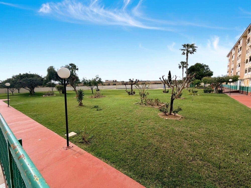 Ático de 2 Dormitorios en Torrevieja, Torrevieja - 4