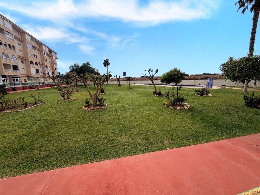 Ático de 2 Dormitorios en Torrevieja, Torrevieja - 5