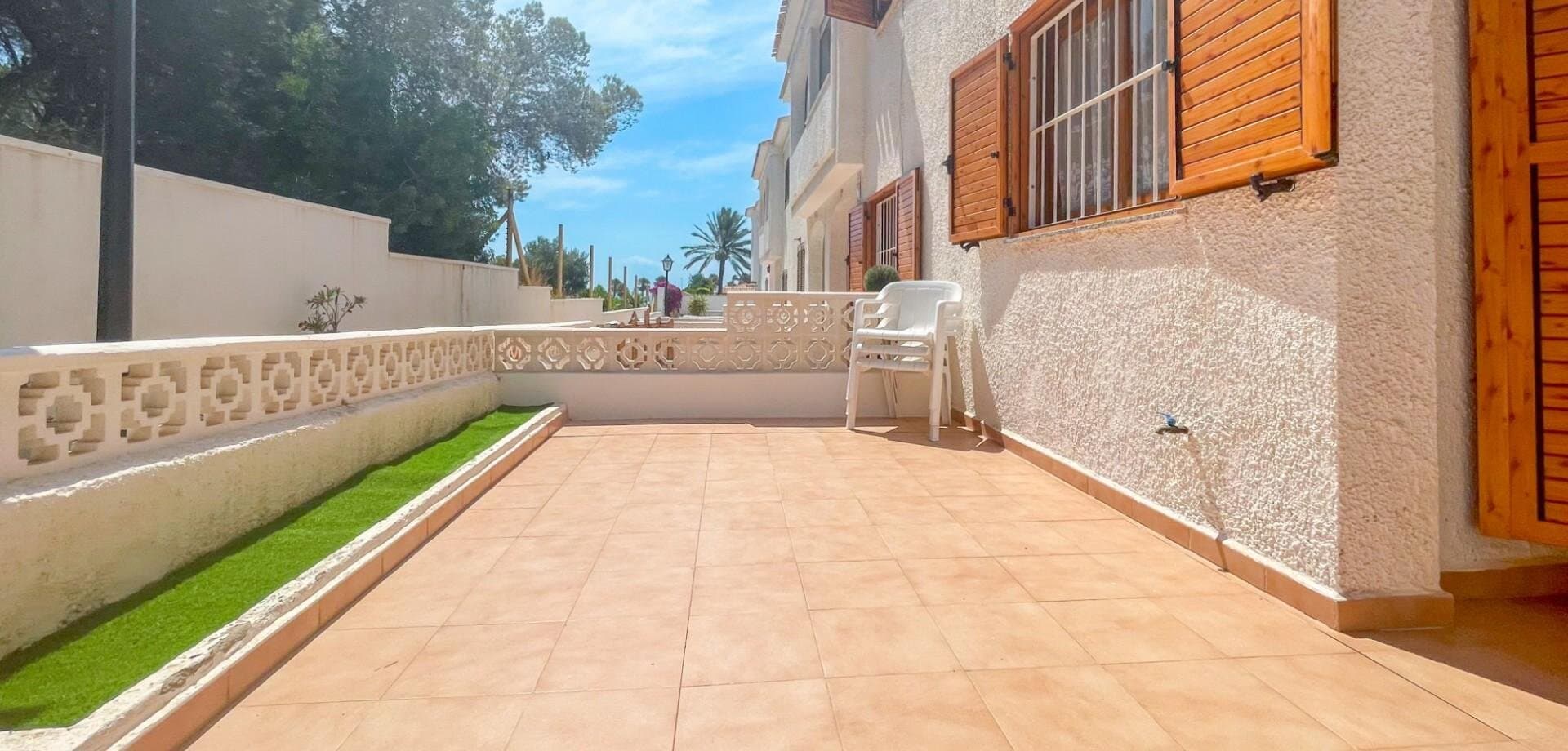Casa de 3 Dormitorios en Orihuela Costa, Orihuela Costa - 2