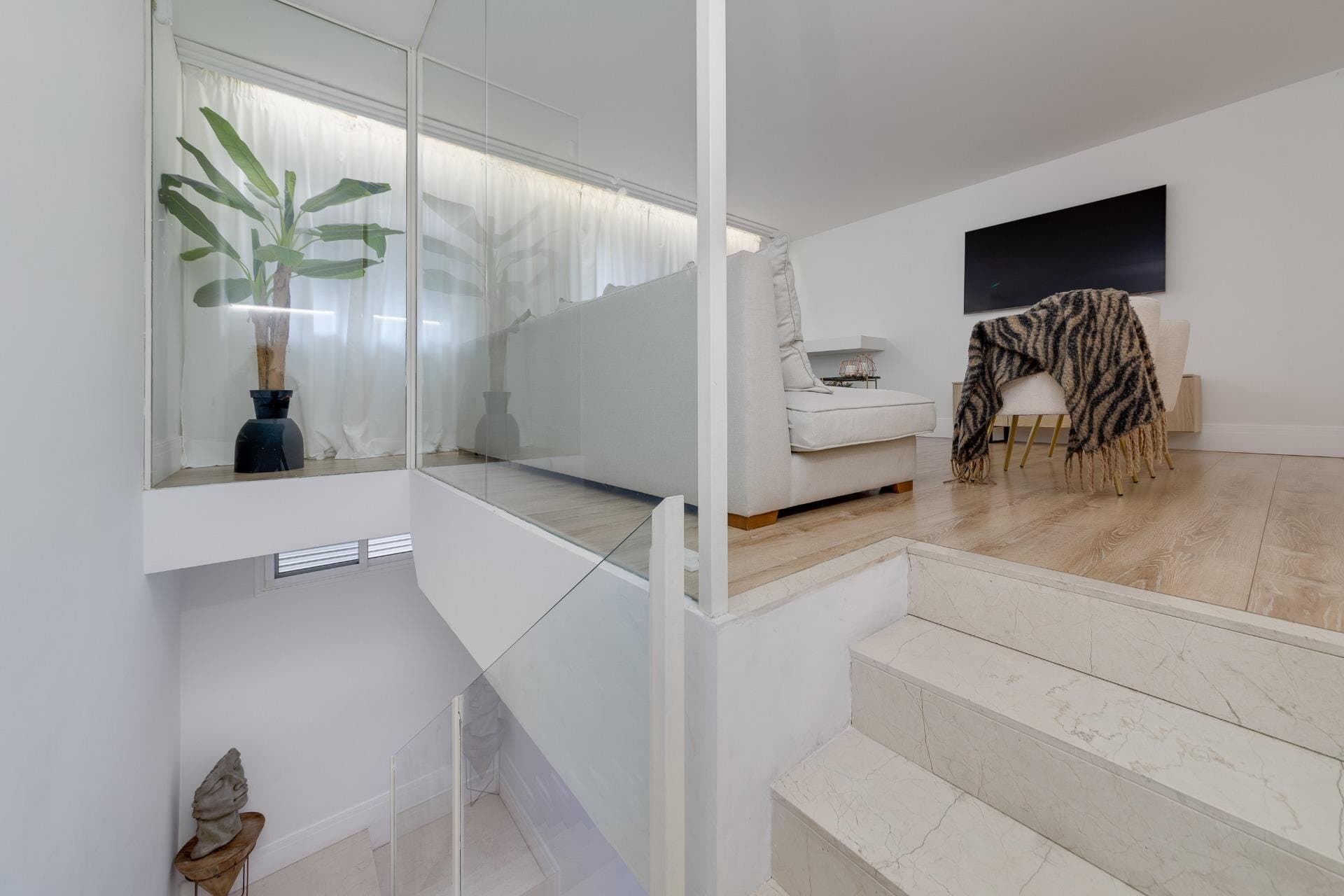 4-Bedroom Apartment in Torrevieja - 36