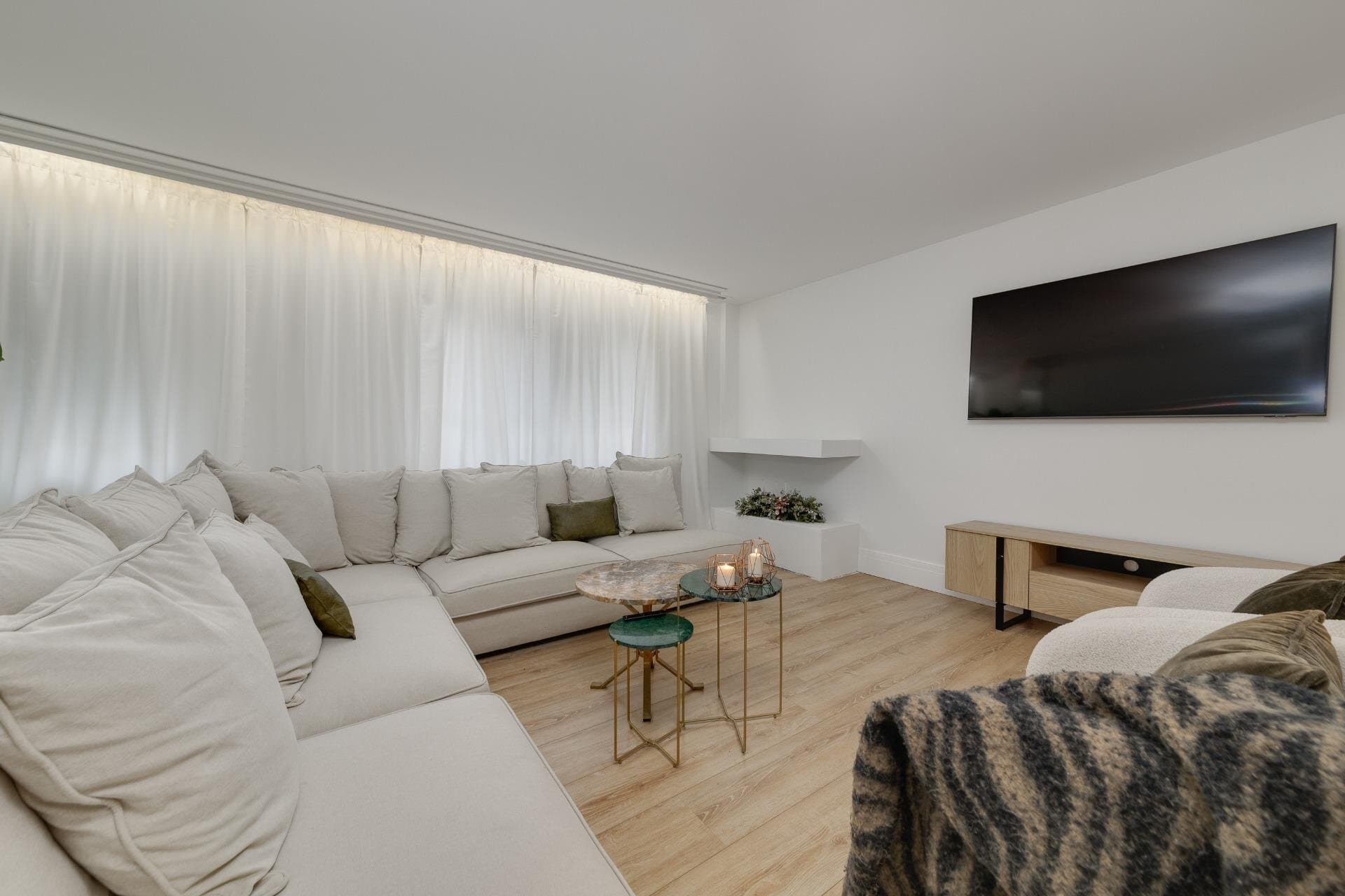 4-Bedroom Apartment in Torrevieja - 4
