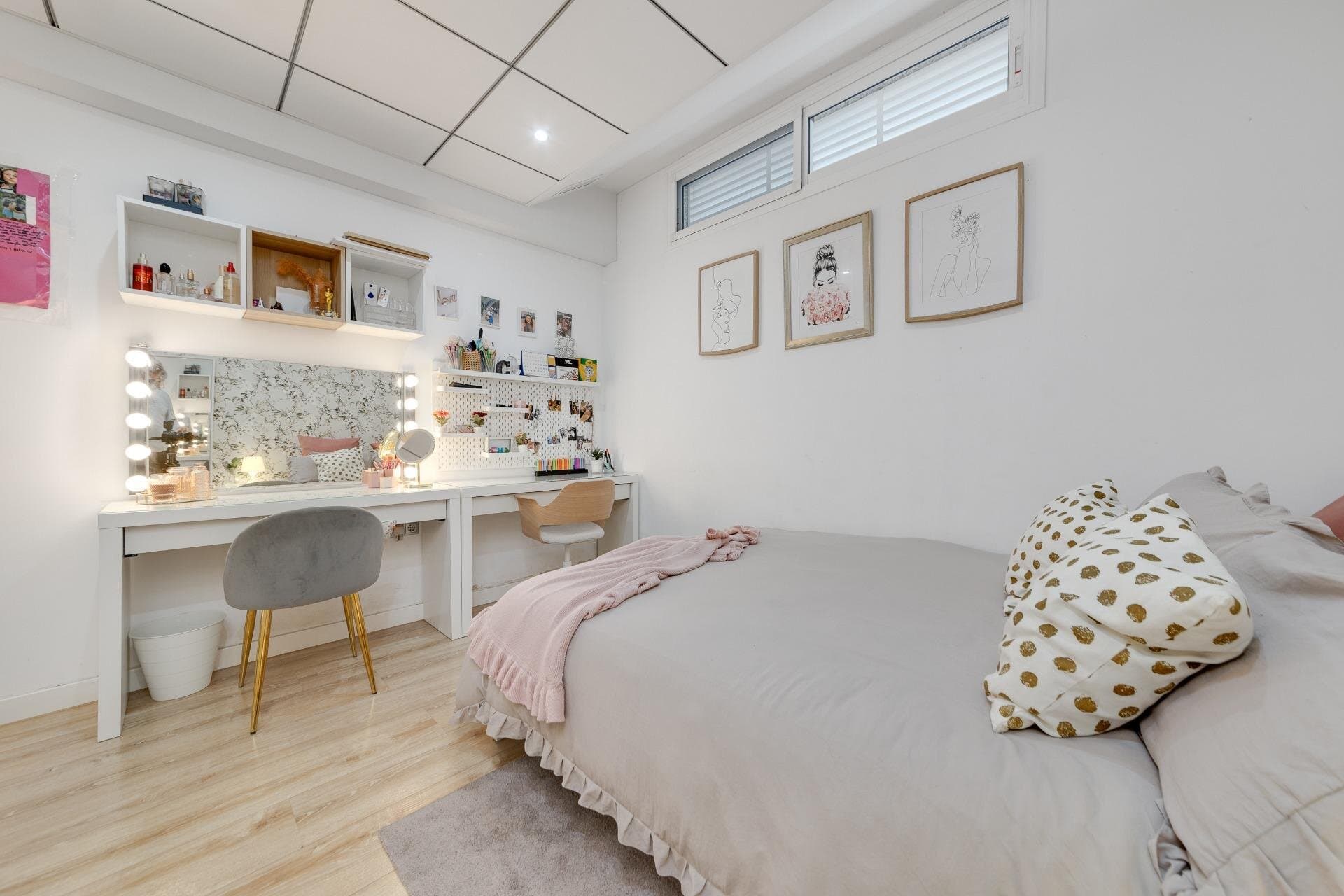4-Bedroom Apartment in Torrevieja - 59