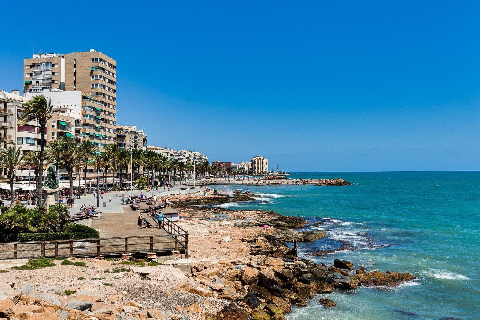 4-Bedroom Apartment in Torrevieja - 76