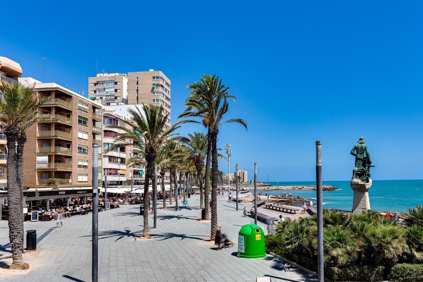 4-Bedroom Apartment in Torrevieja - 78