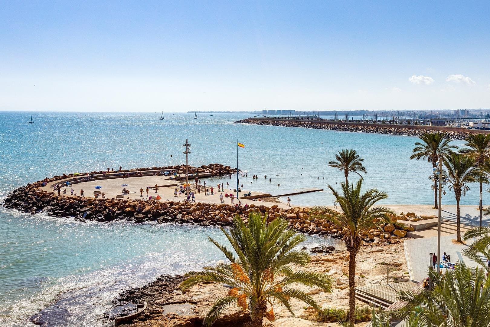4-Bedroom Apartment in Torrevieja - 79