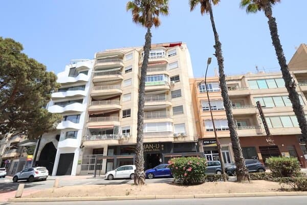 3-Bedroom Apartment in Torrevieja, Torrevieja
