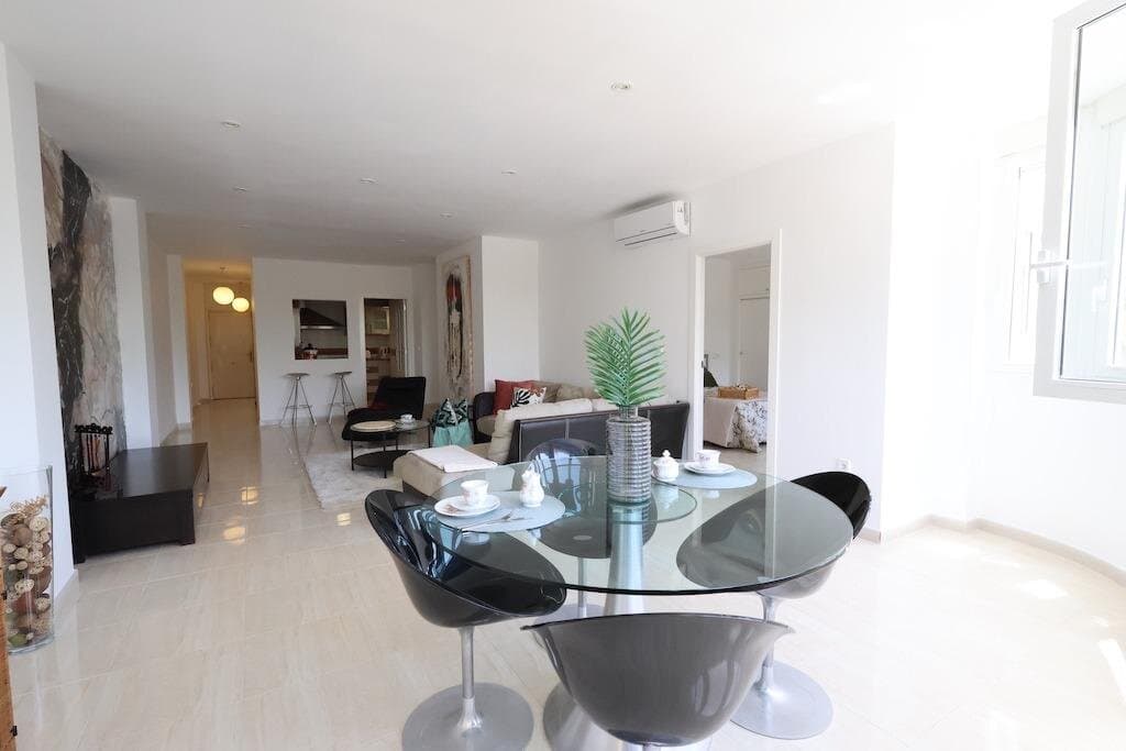 3-Bedroom Apartment in Torrevieja, Torrevieja - 8
