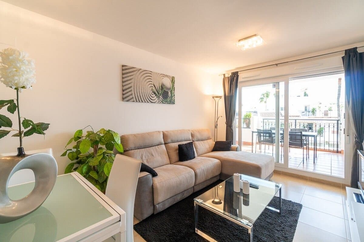 Apartamento de 2 Dormitorios en Villamartín-las Filipinas, Orihuela Costa - 10