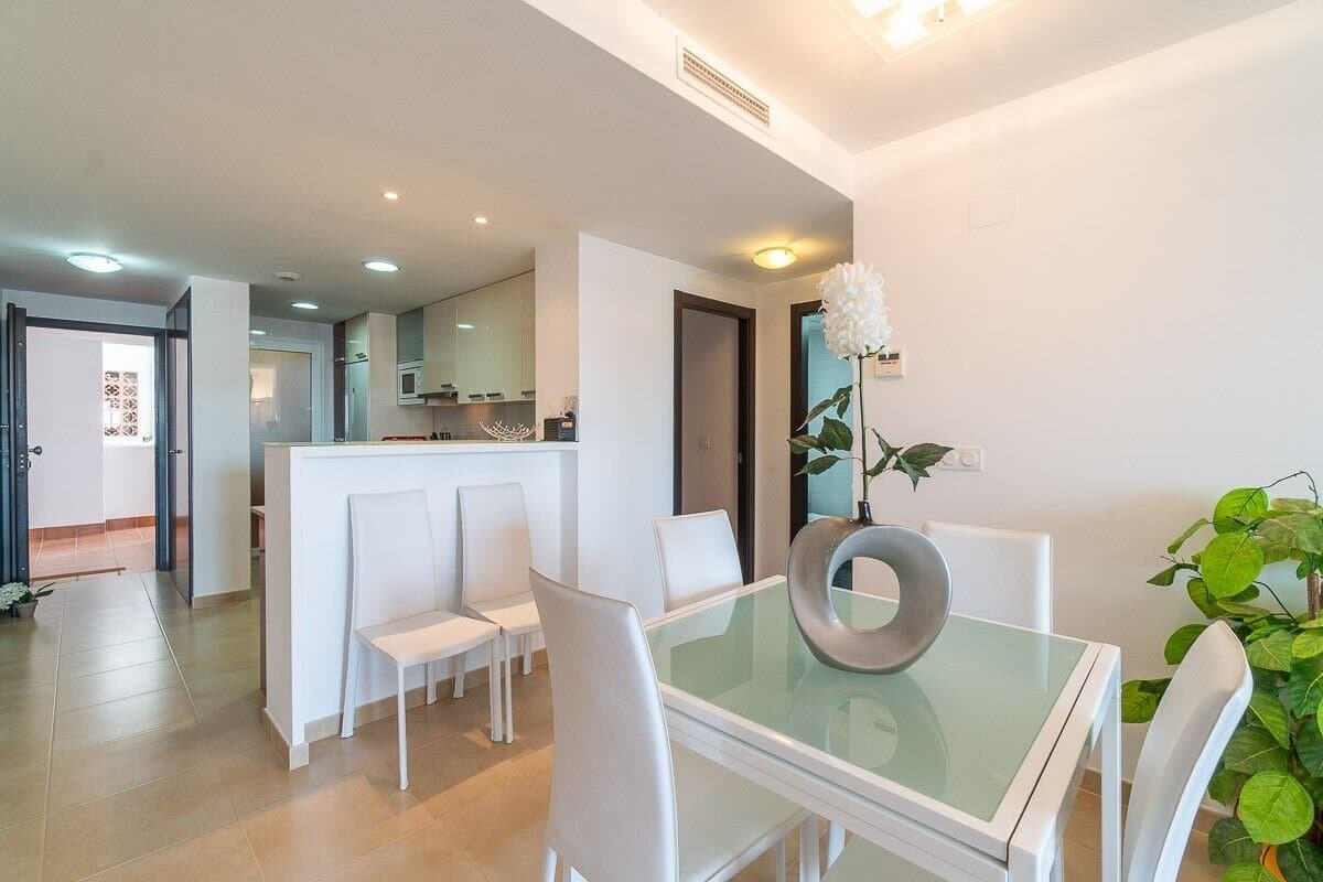 Apartamento de 2 Dormitorios en Villamartín-las Filipinas, Orihuela Costa - 11