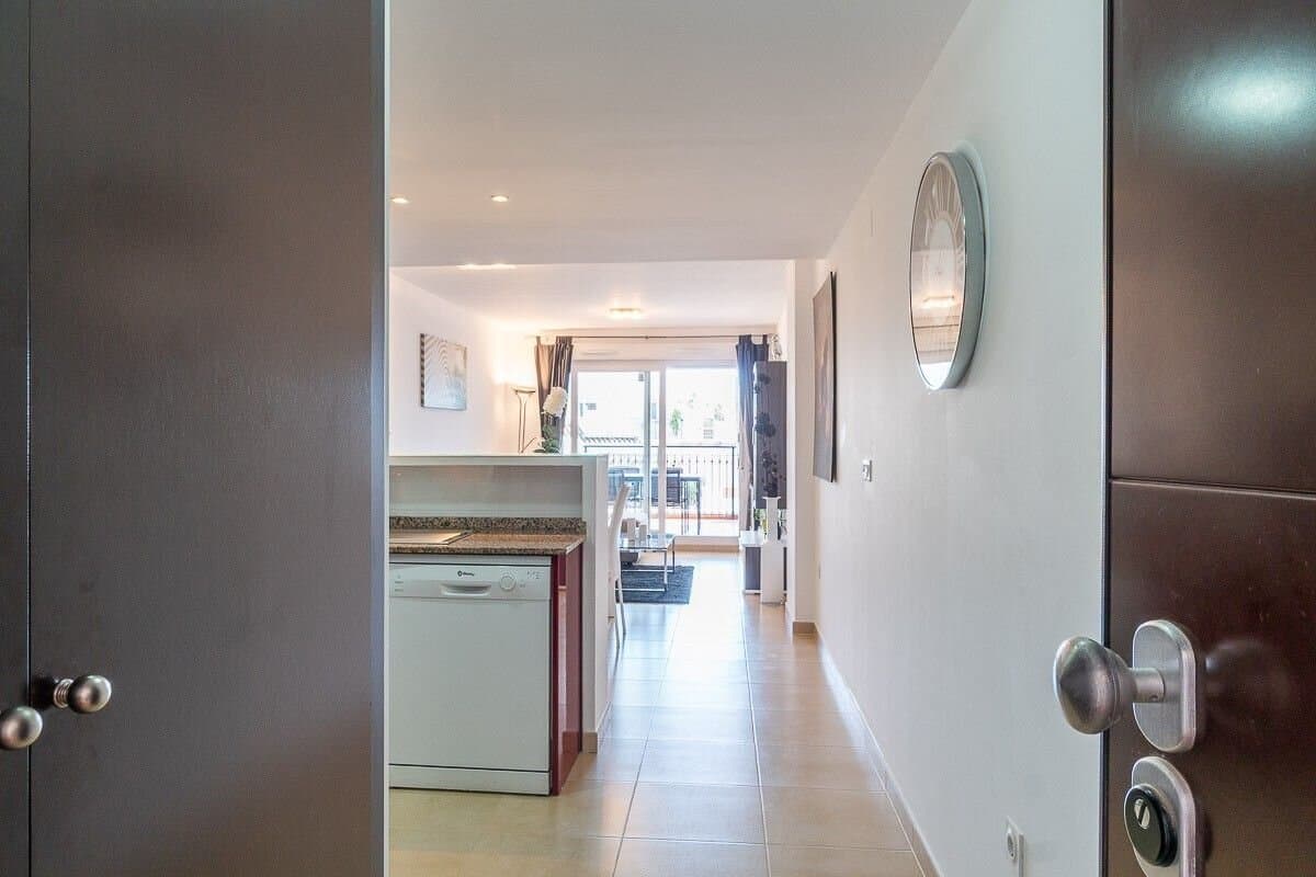 Apartamento de 2 Dormitorios en Villamartín-las Filipinas, Orihuela Costa - 2