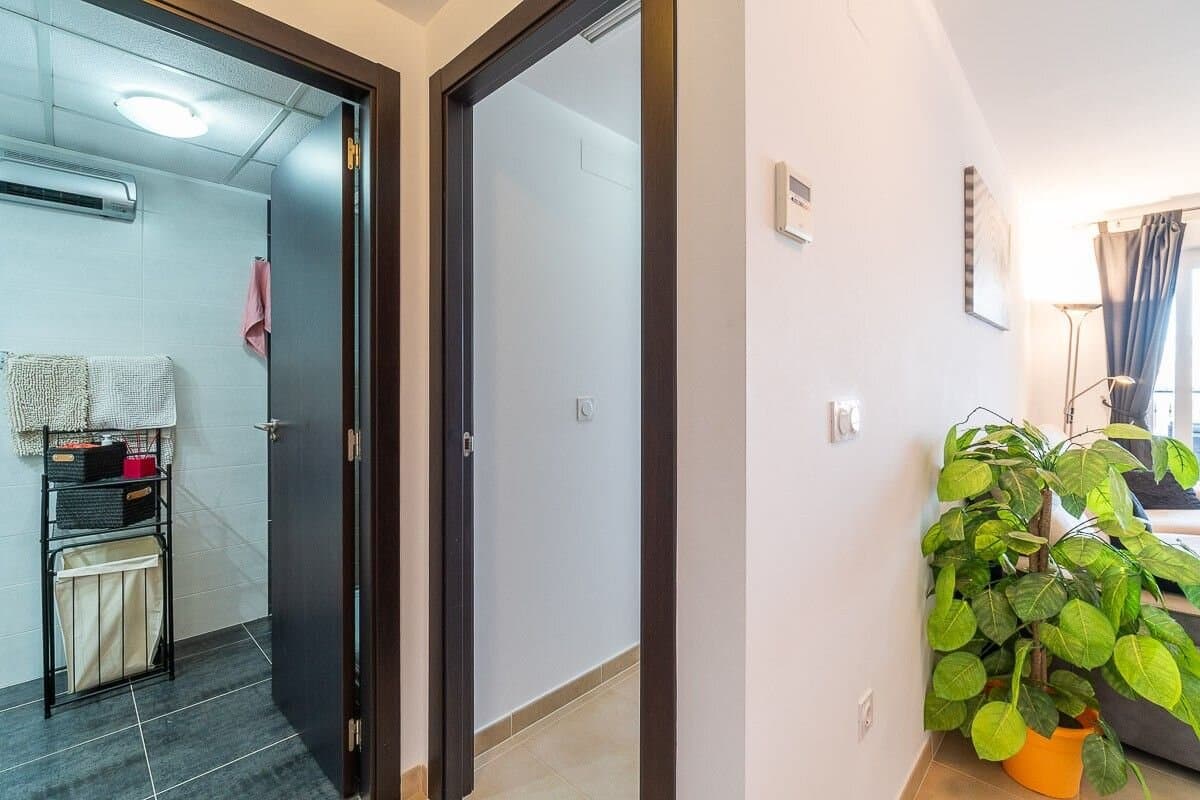Apartamento de 2 Dormitorios en Villamartín-las Filipinas, Orihuela Costa - 27