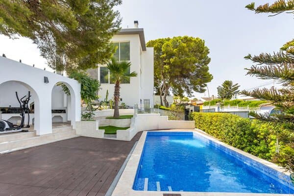 5-Bedroom Villa in Los Balcones - Los Altos del Edén, Torrevieja