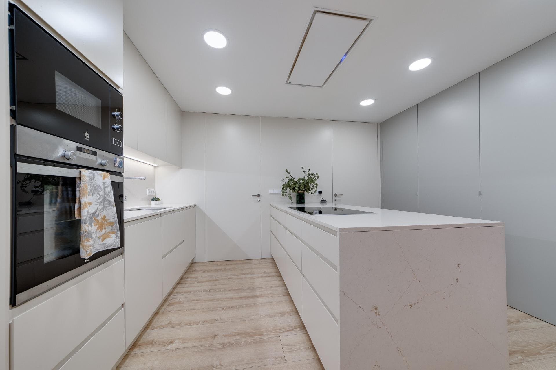 4-Bedroom Apartment in Estacion de Autobuses, Torrevieja - 14