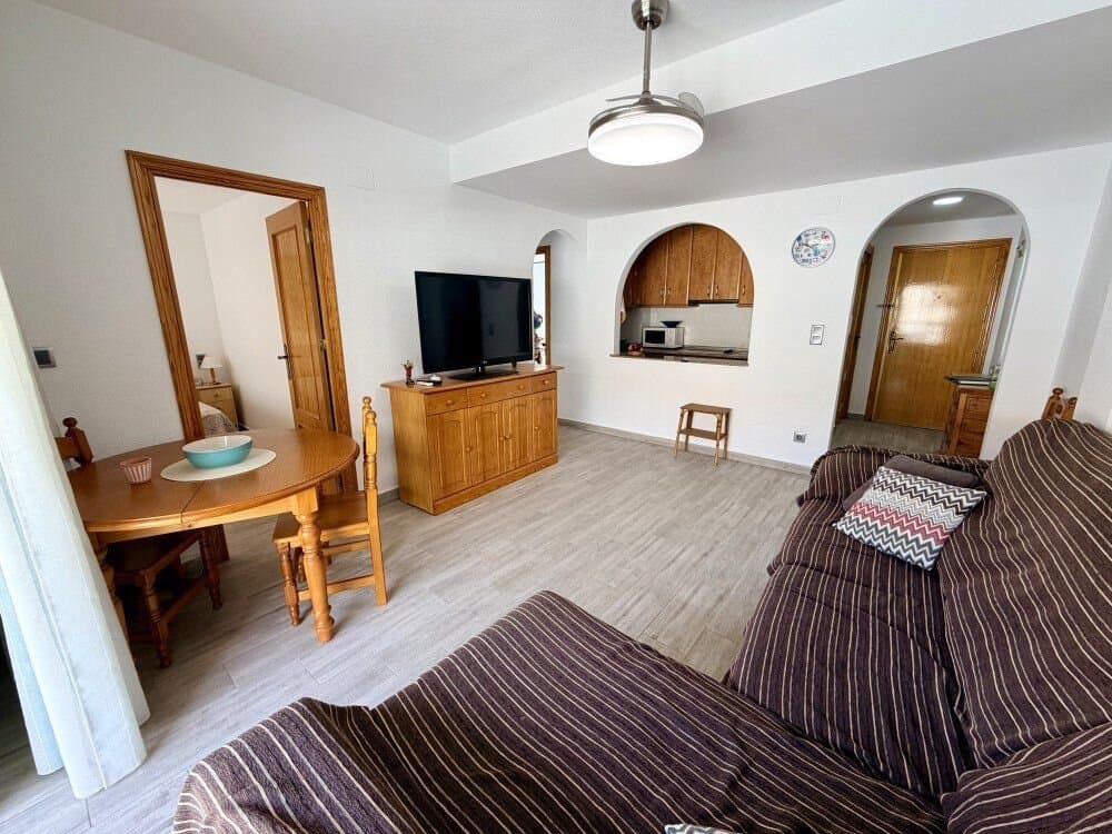 3-Bedroom Apartment in Pueblo, Guardamar del Segura - 19