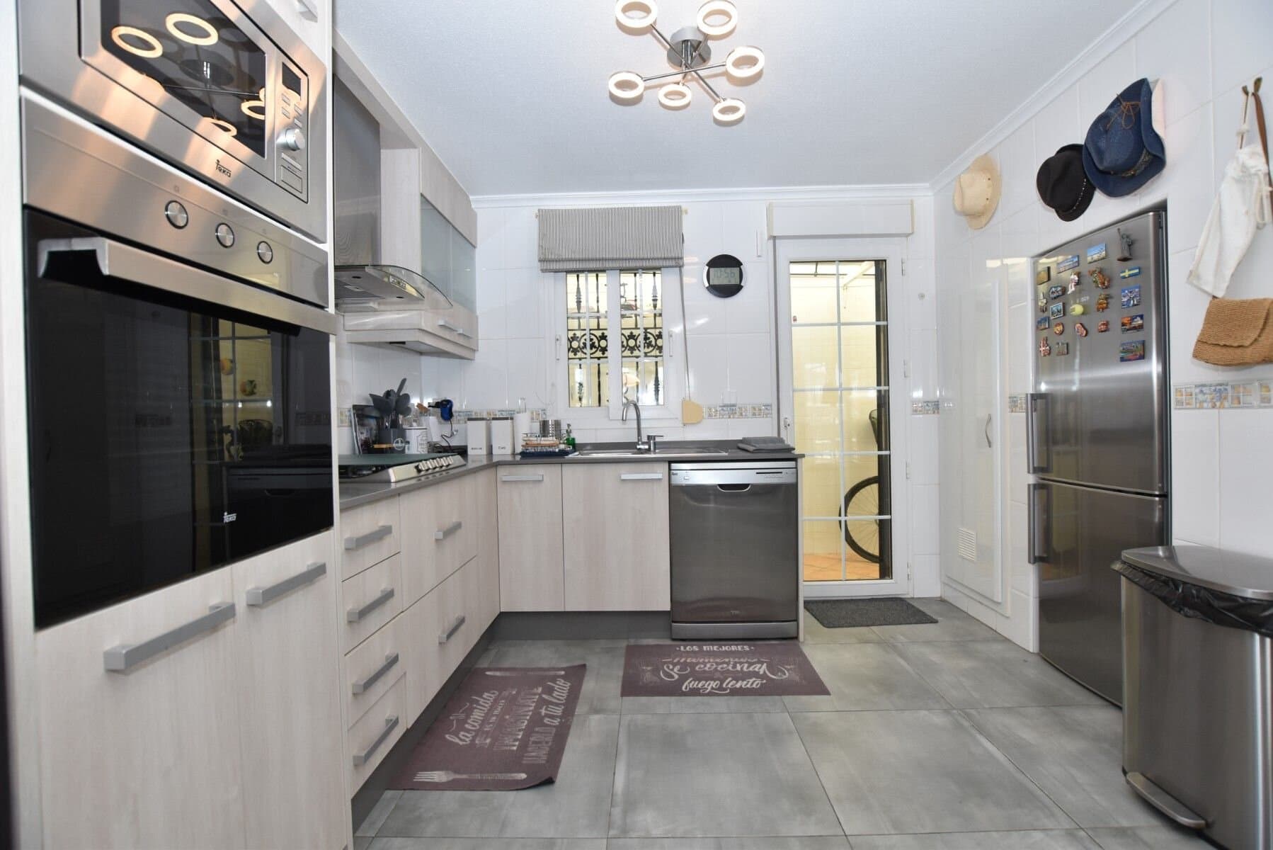 Villa de 3 Dormitorios en Lomas de Cabo Roig-los Dolses, Orihuela Costa - 9