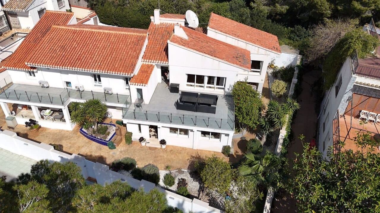 Villa de 7 Dormitorios en Campoamor, Orihuela Costa - 38