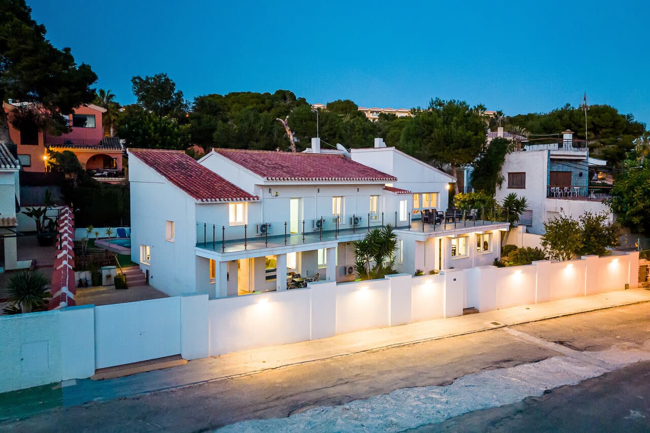 Villa de 7 Dormitorios en Campoamor, Orihuela Costa - 39
