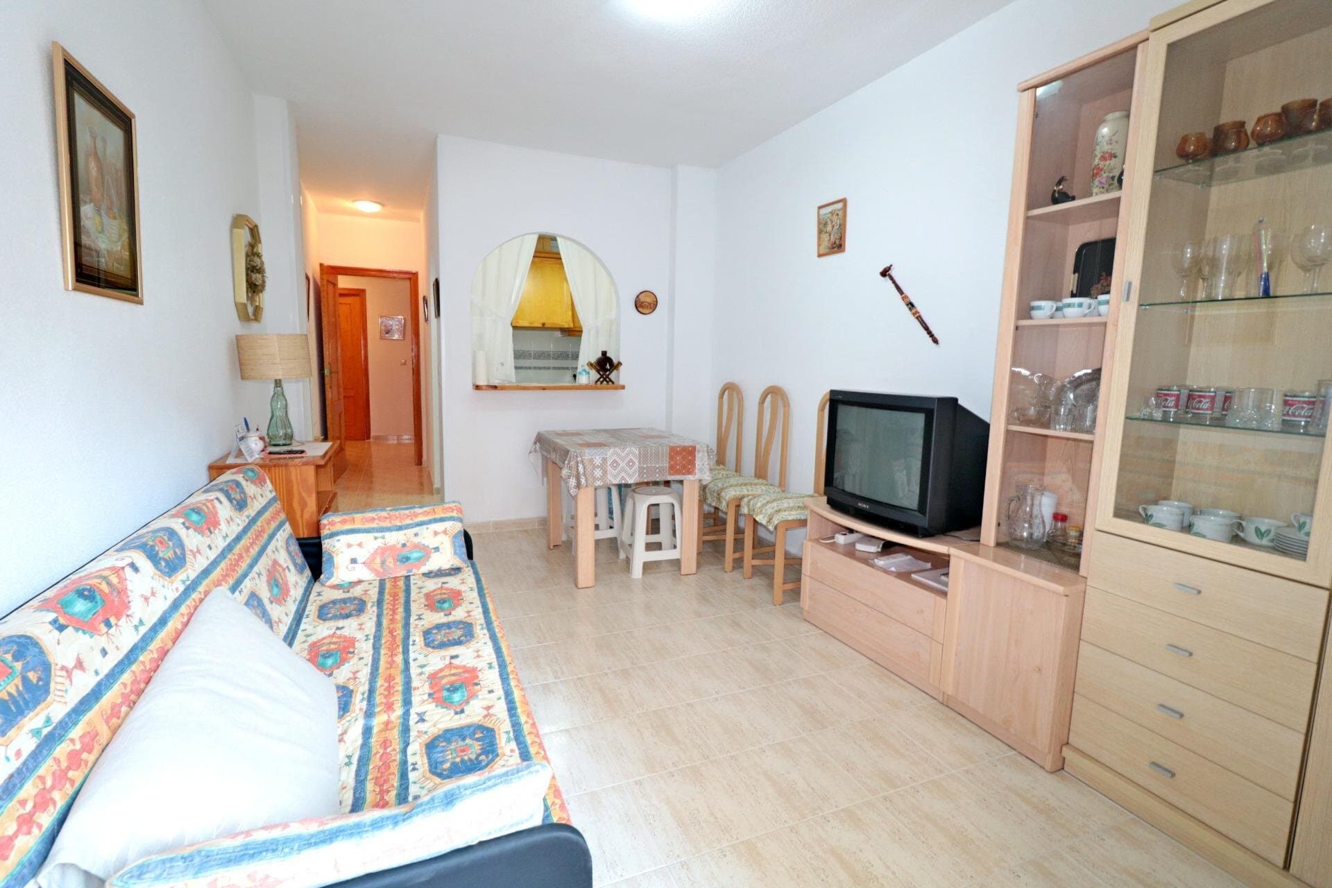Apartamento de 2 Dormitorios en Acequion, Torrevieja