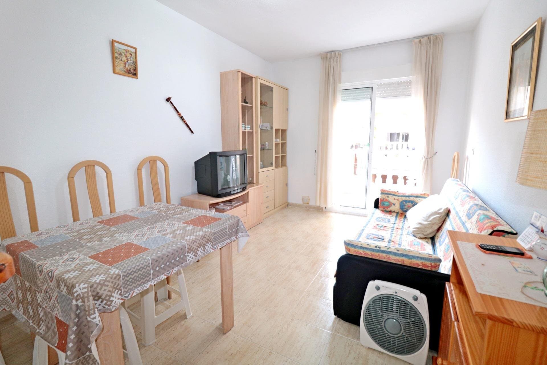 Apartamento de 2 Dormitorios en Acequion, Torrevieja - 3