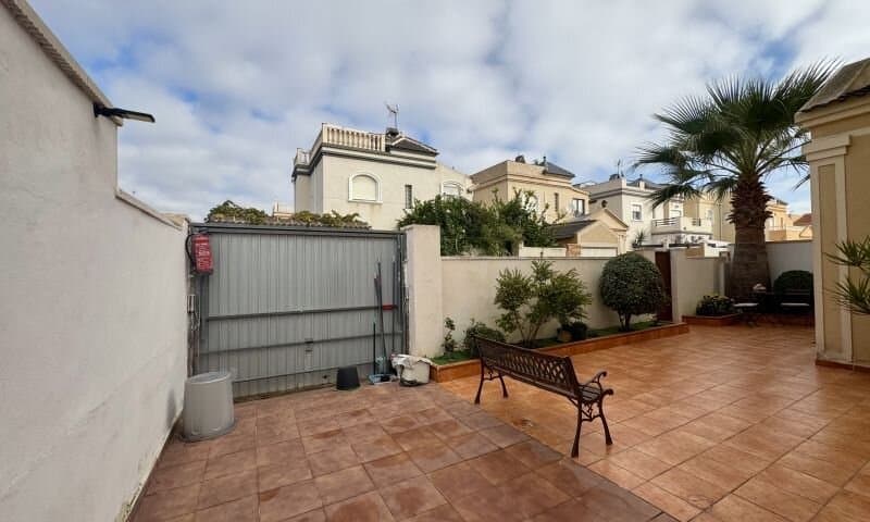 4-Bedroom Villa in Parque las Naciones, Torrevieja - 11