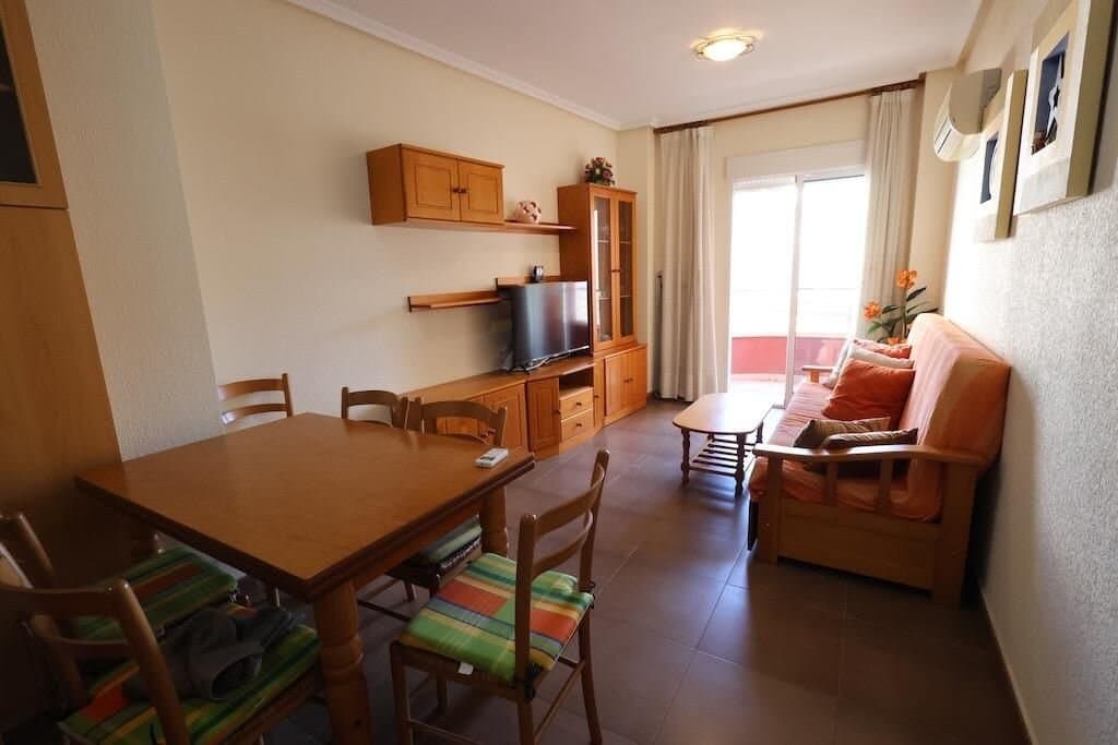 1-Bedroom Apartment in Torrevieja, Torrevieja - 3