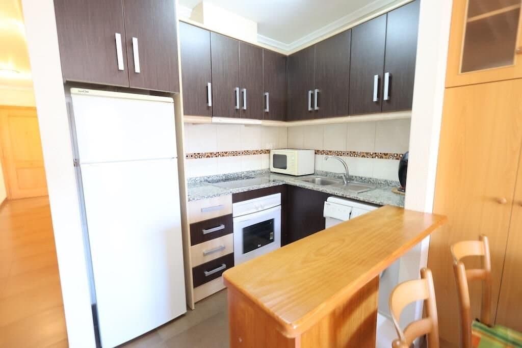1-Bedroom Apartment in Torrevieja, Torrevieja - 7