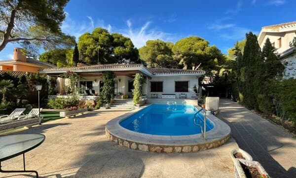 6-Zimmer Villa in Campoamor, Orihuela Costa