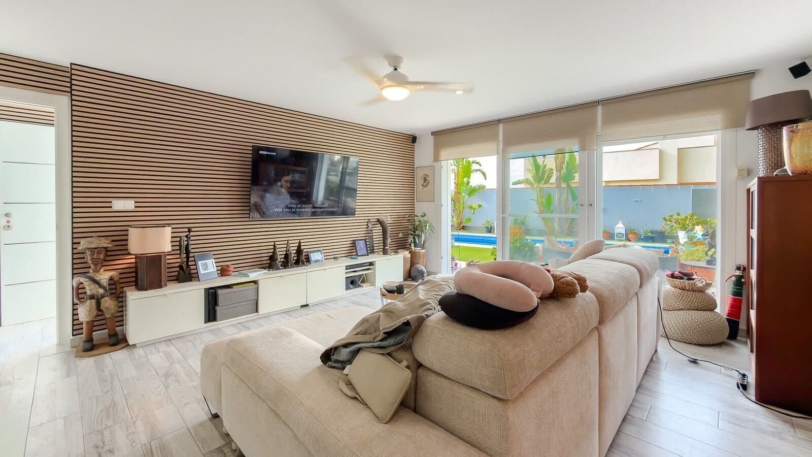 2-Bedroom Villa in Centro, Torrevieja - 25