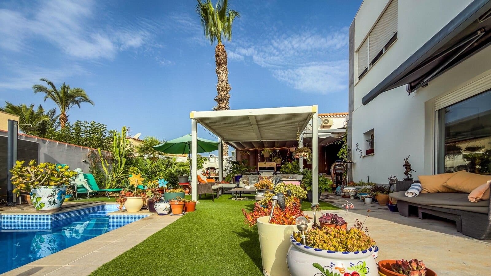 2-Bedroom Villa in Centro, Torrevieja - 3
