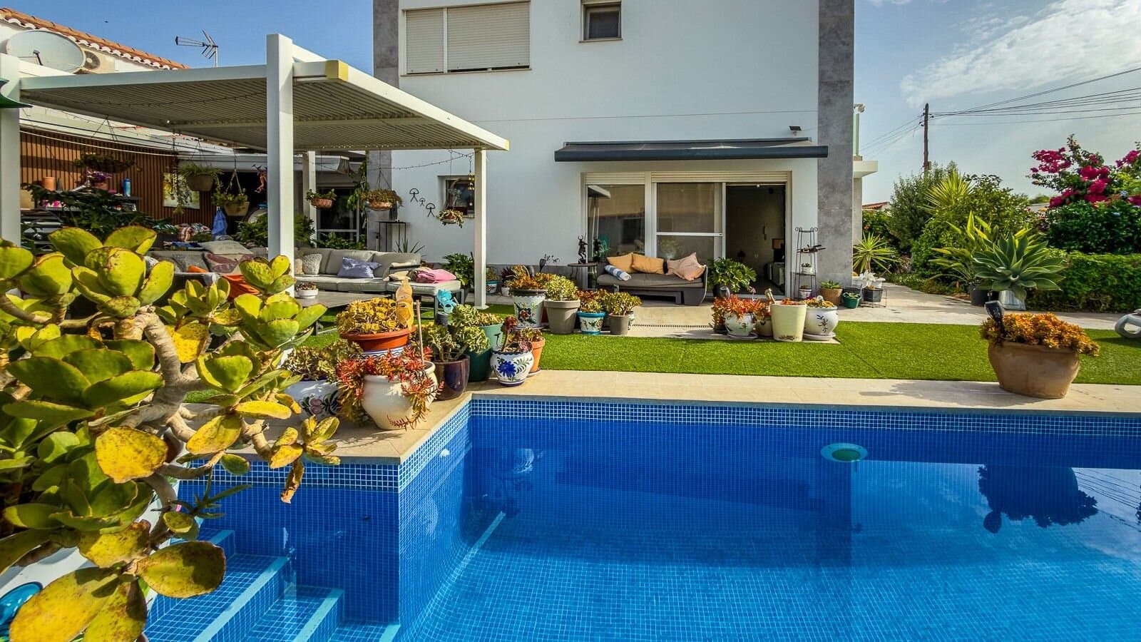 2-Bedroom Villa in Centro, Torrevieja - 48