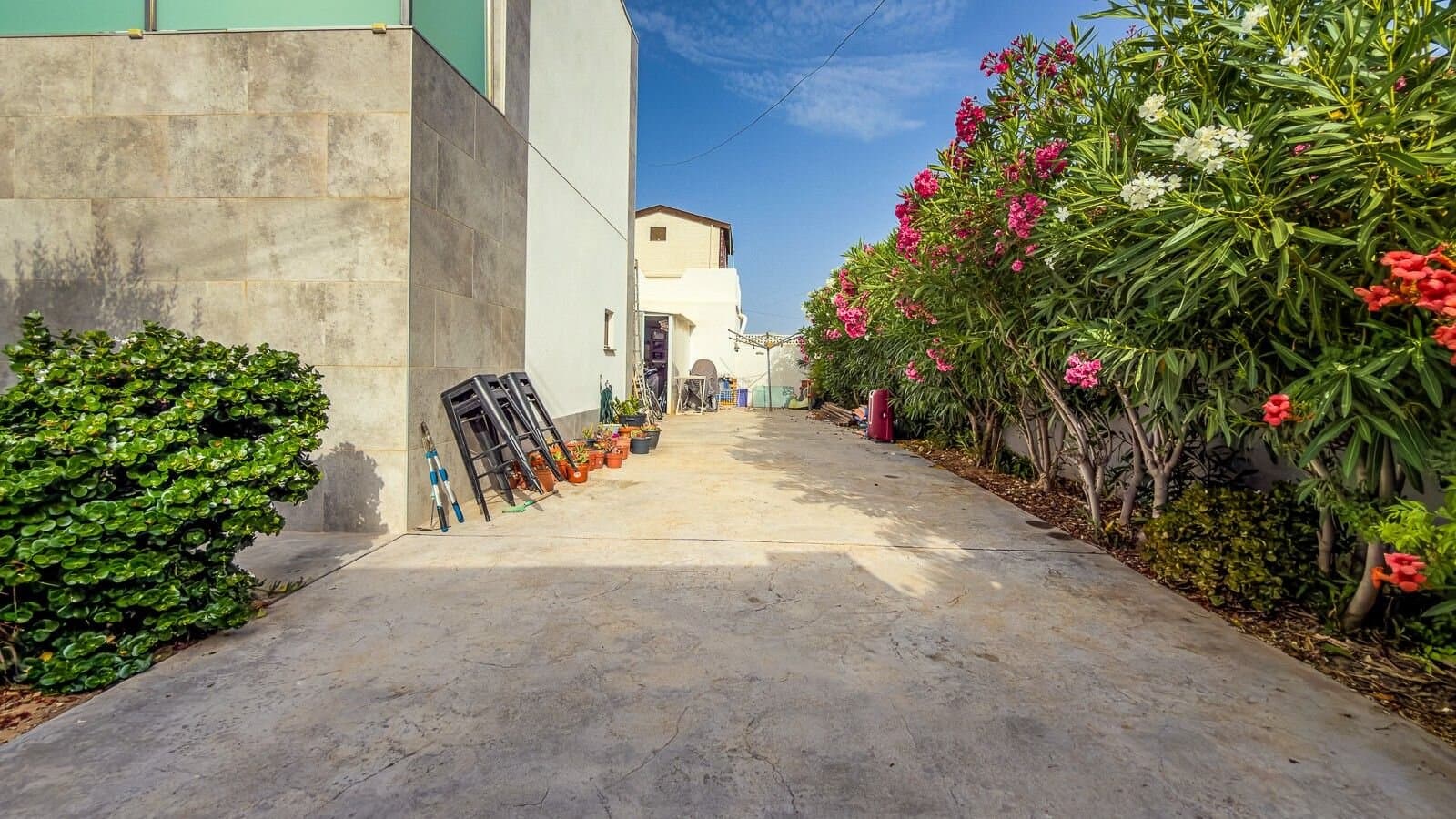 2-Bedroom Villa in Centro, Torrevieja - 50